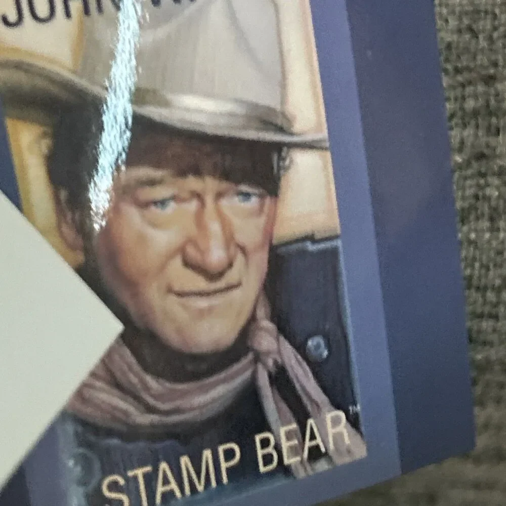 Legends of Hollywood John wayne stamp&bear From USPS! RARE